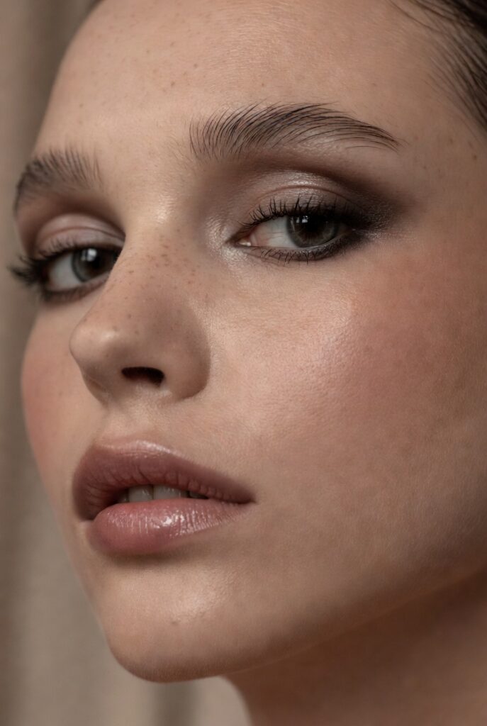 15 clean alt makeup ideas: Express Your Rebellious Spirit Without Sacrificing Healthy, Glowing Skin
