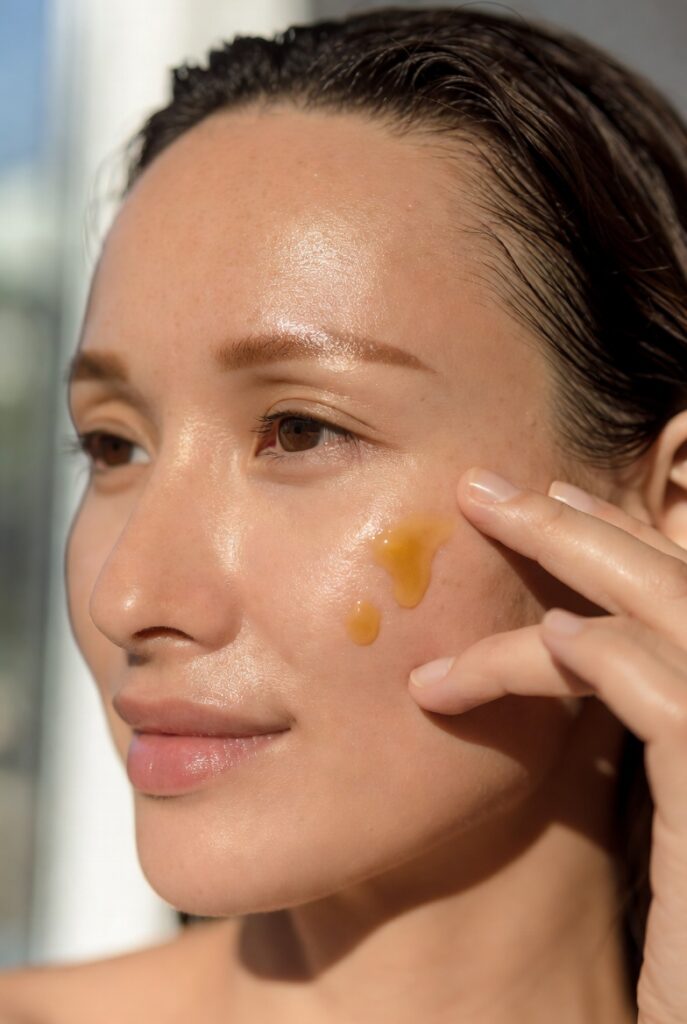 Helps Fade the Appearance of Acne Scars