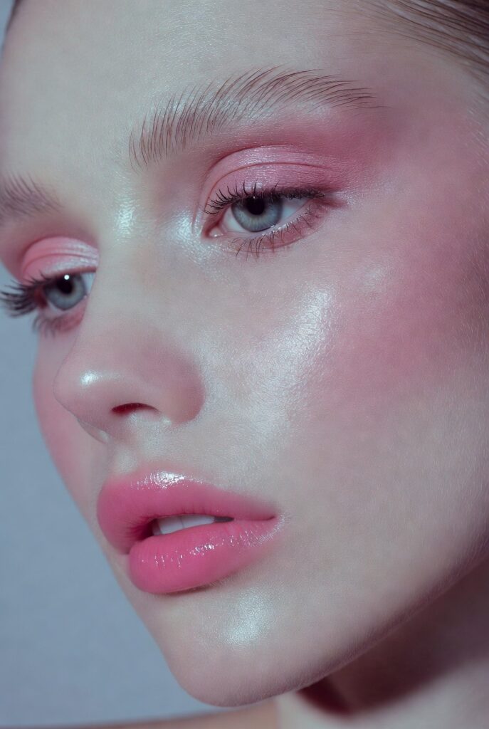 13. Chilly Pink Monochrome Look