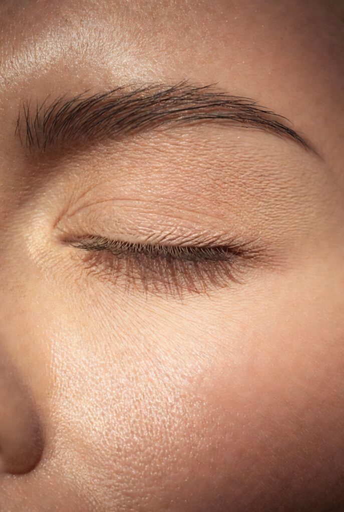 14. Under-Eye Brightening With Peach Concealer