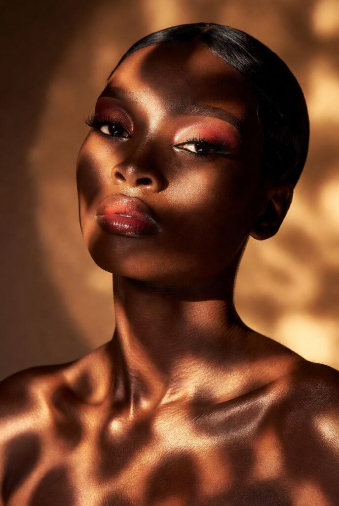 17. Warm Gold Highlighter for Dark Skin