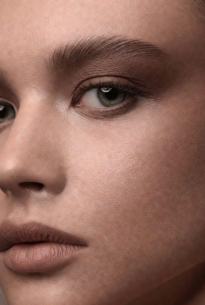 Contour Lines That Sculpt Without Harshness