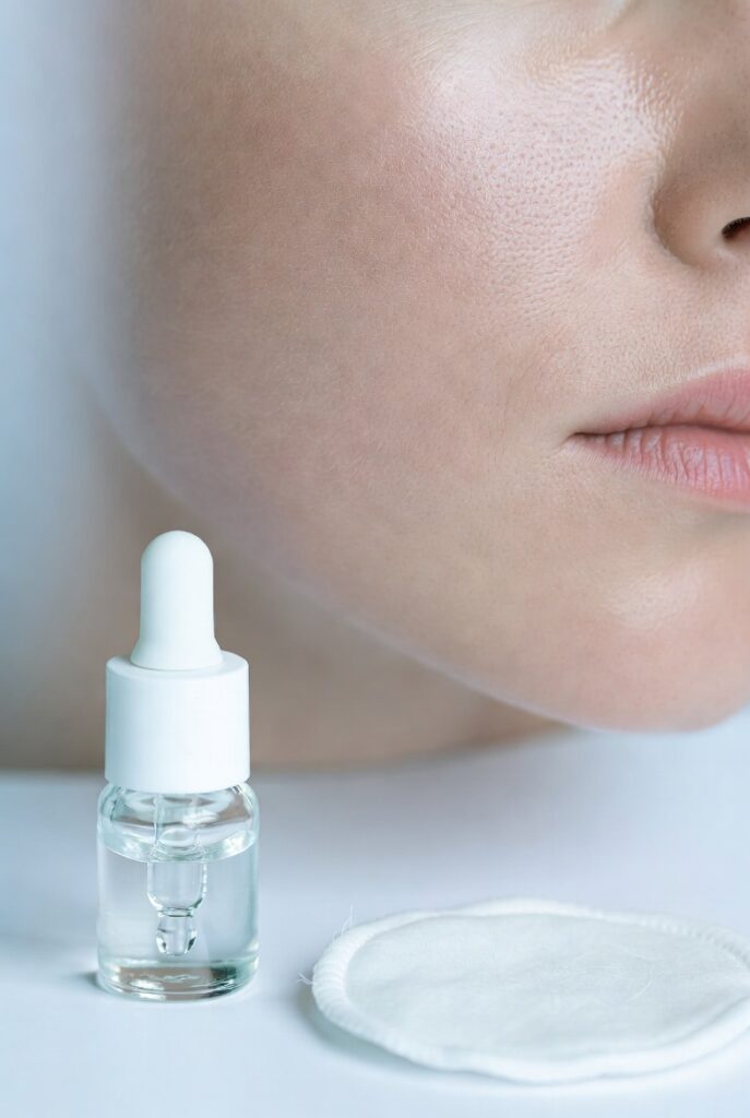 6. Retinol Skincare Routine Night for Controlling Acne and Breakouts