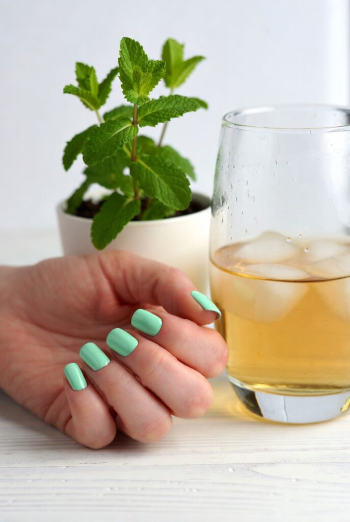Mint Green For A Fresh Update
Nail Colors